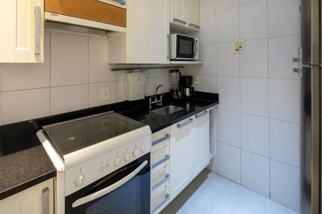 Confortavel E Seguro 2 Quartos Com Varanda No Leme Рио де Жанейро Екстериор снимка